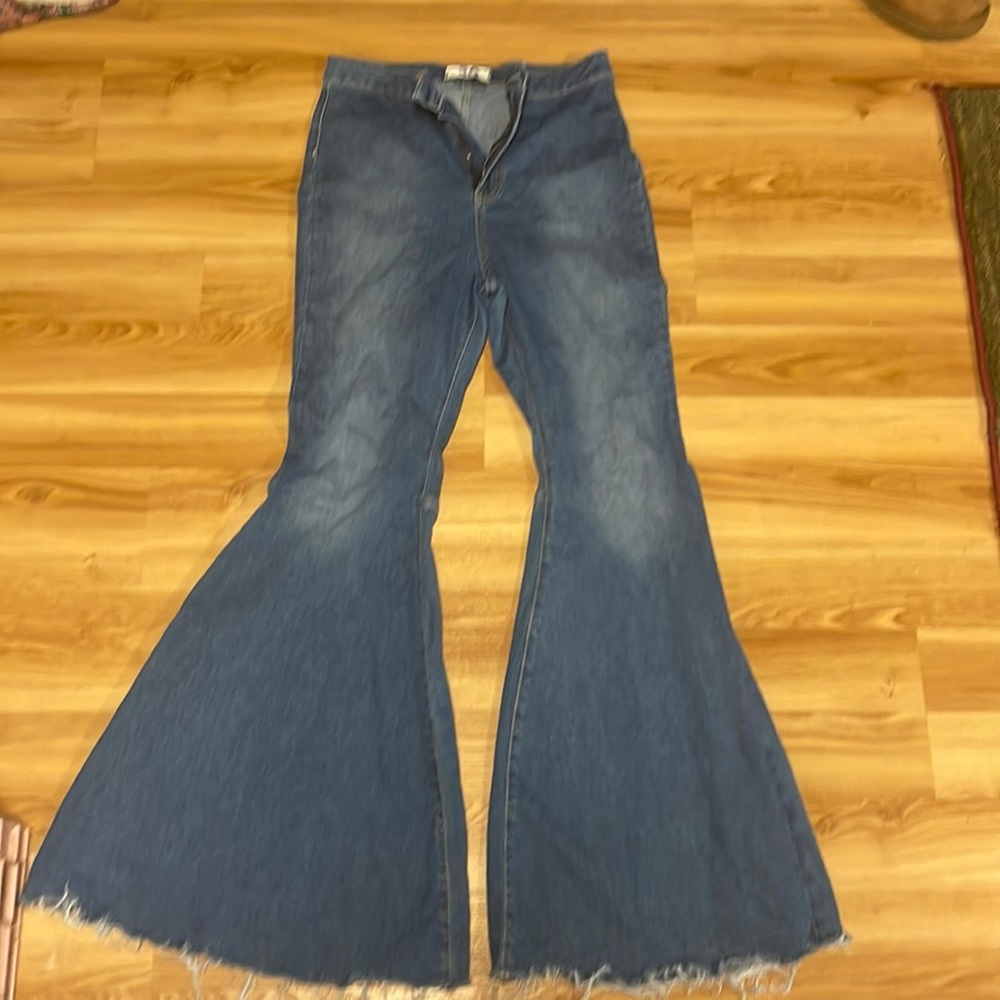 Free people medium wash flare jeans